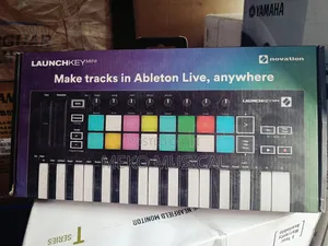Photo - Novation Launchkey Mini Keyboard [Mk3