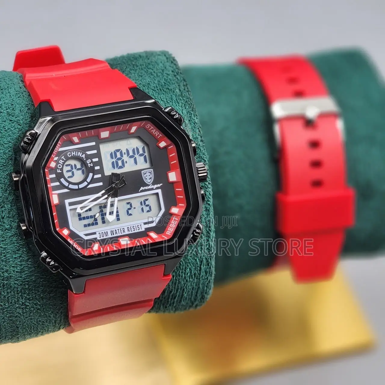 Poedagar Quality Men Rubber Strap Wristwatch