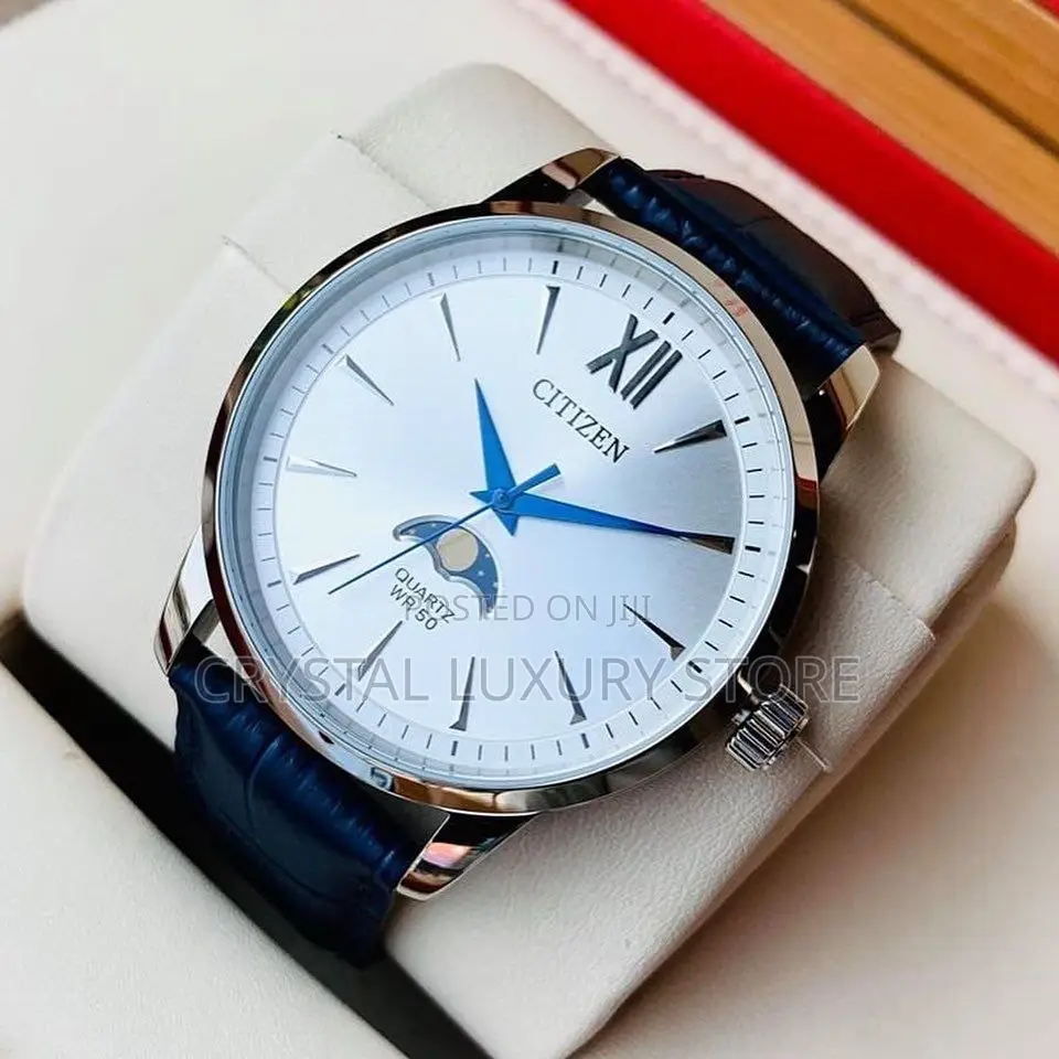 Authentic Citizen Genuine Leather Men Wristwatch