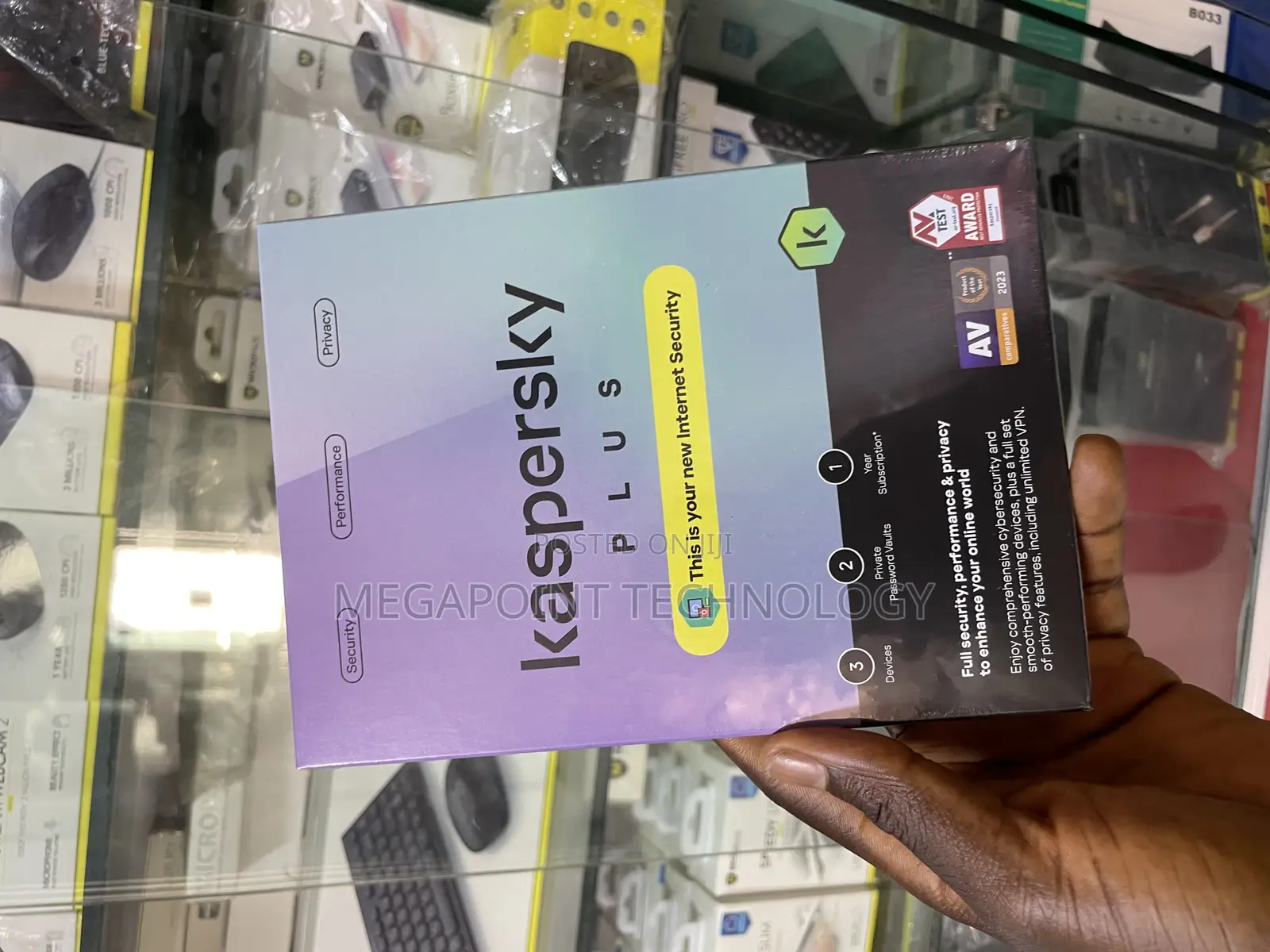 Kaspersky Plus Internet Security 3users
