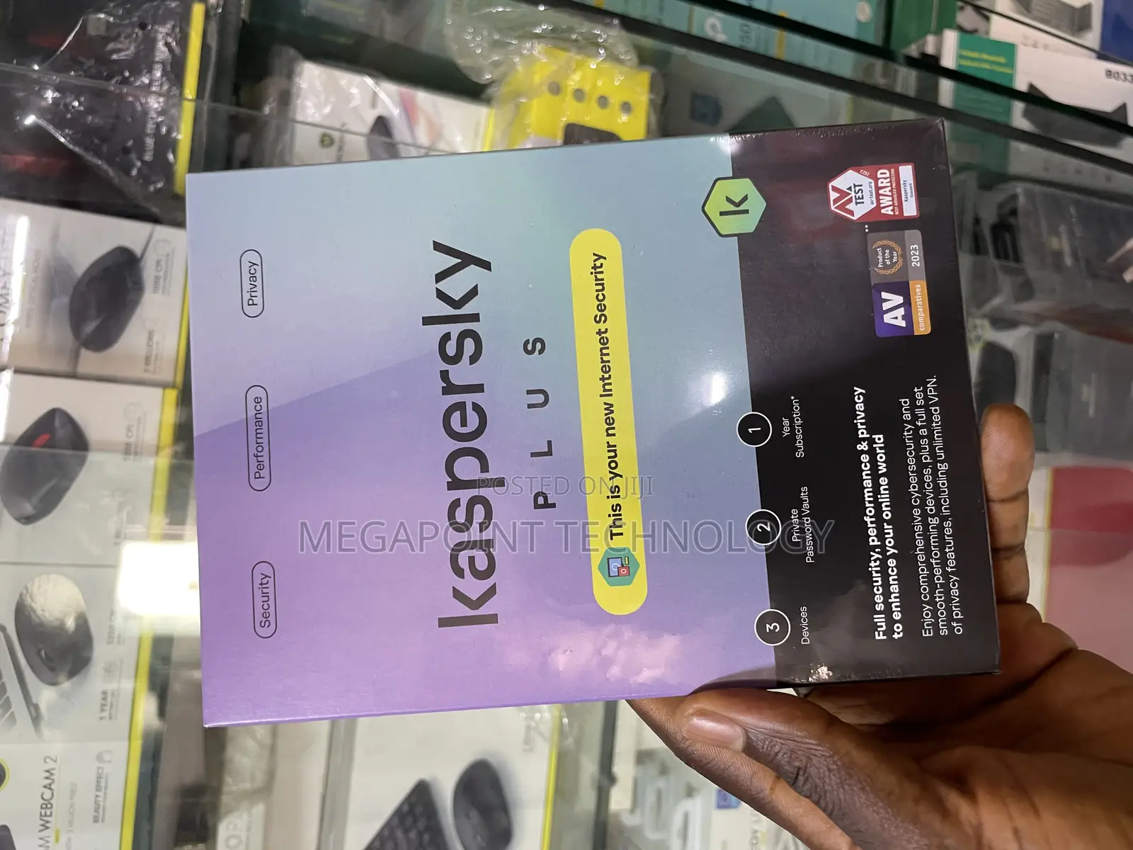 Kaspersky Plus Internet Security 3users