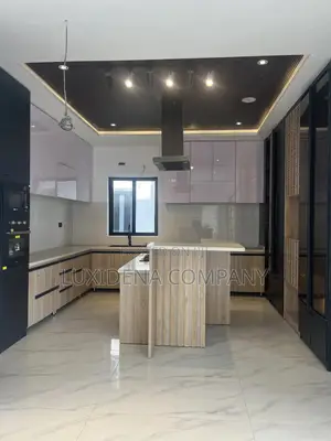 Photo - 5bdrm Mansion in Lekki for sale