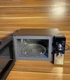 KOENIC 700wtts Microwave Oven