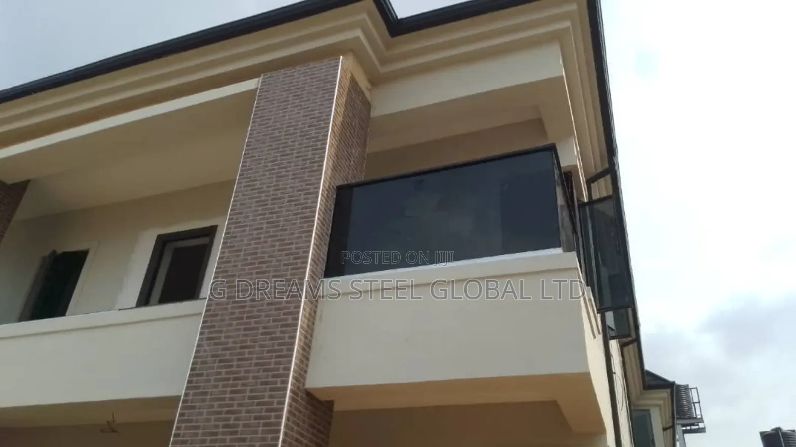 Uchannel Fraemless Glass