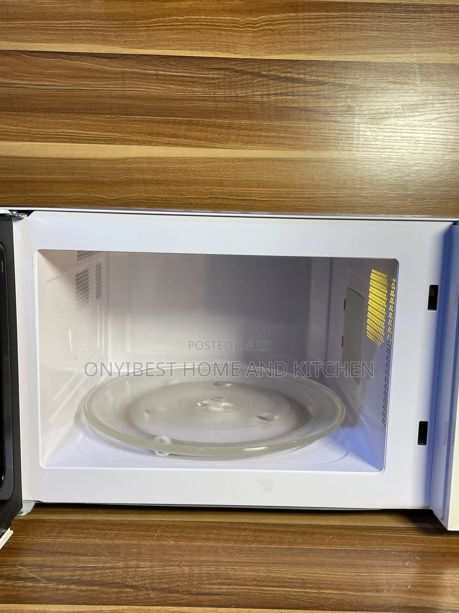 Kenwood Microwave Oven