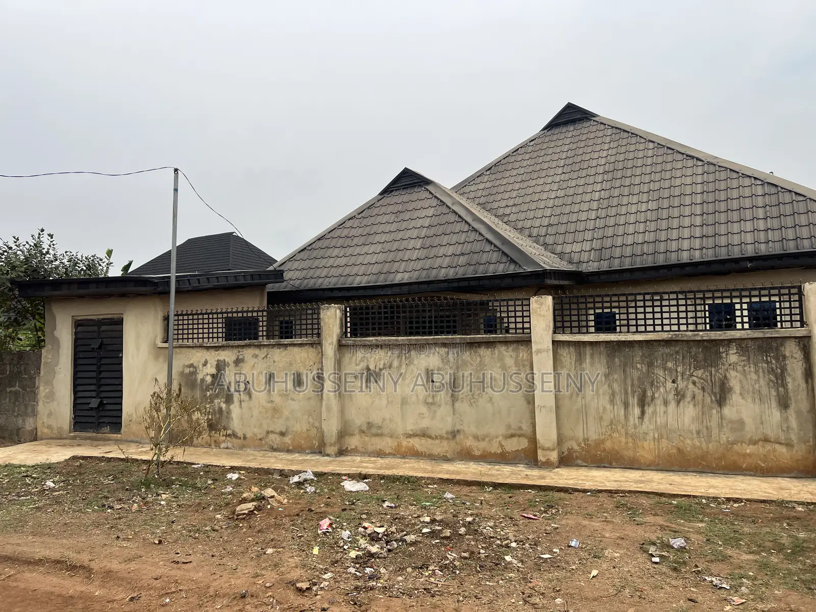 Furnished 3bdrm Bungalow in Ipaja for sale