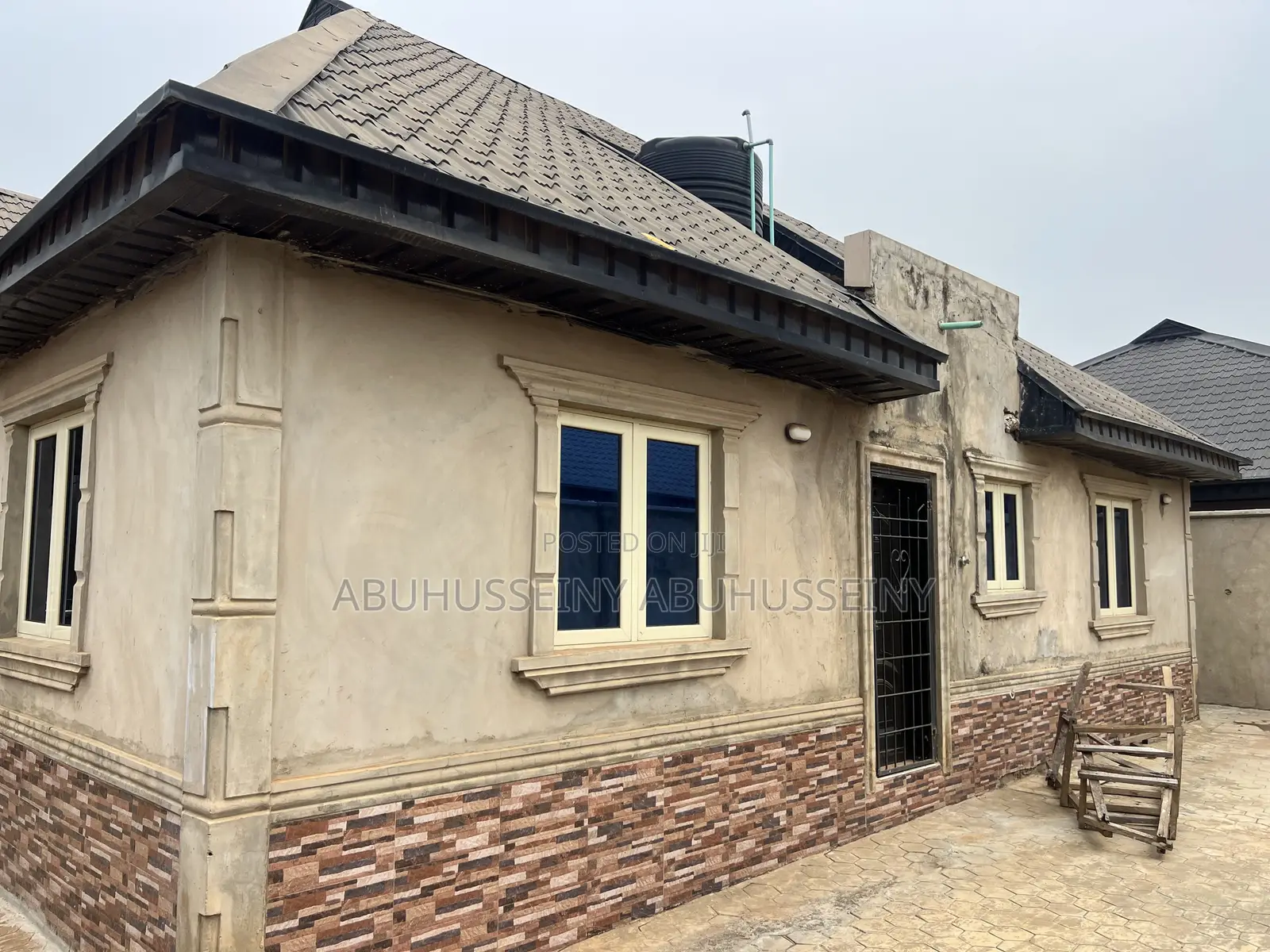 Furnished 3bdrm Bungalow in Ipaja for sale