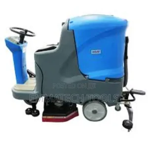 Durable Floor Scrubbing Machine
