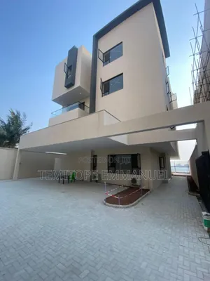 Furnished 6bdrm Duplex in Banana Island Estate for sale