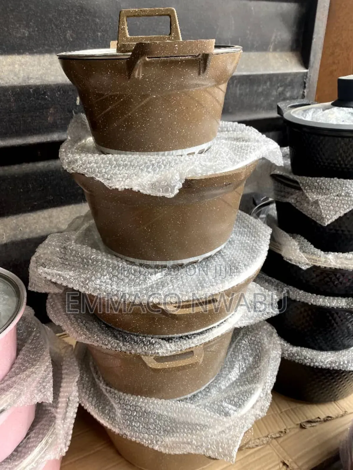 UNIQUE 10 Pieces Granite Cookware Set.
