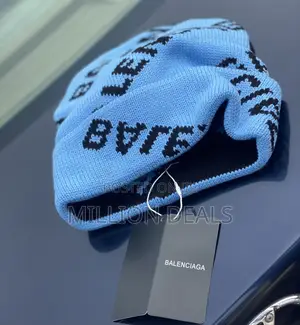 Photo - Stylish Classic Beanie Headwarmer Cap Blue