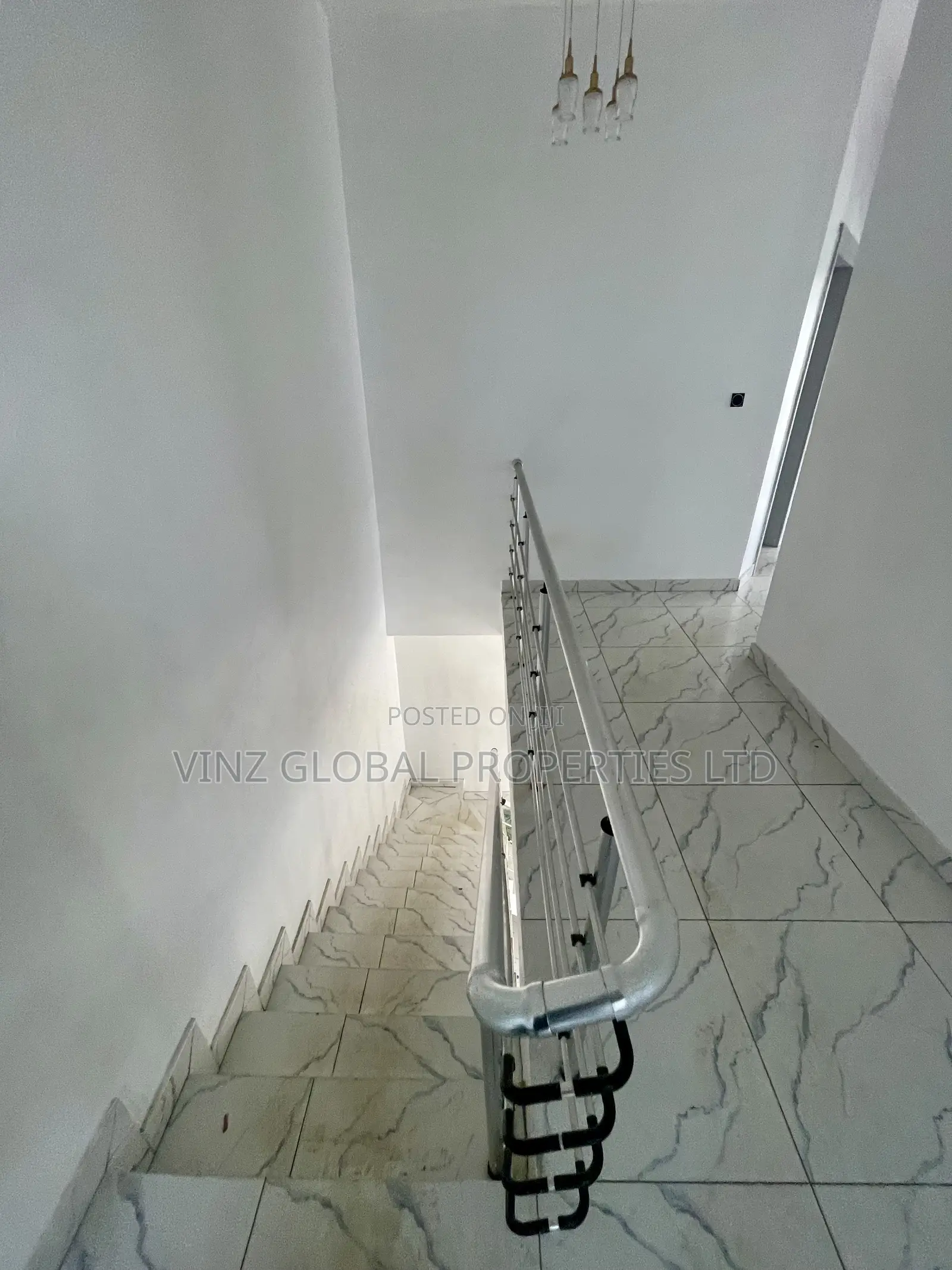 4bdrm Duplex in Lekki for rent