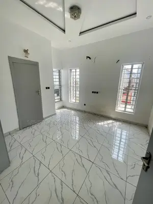 4bdrm Duplex in Lekki for rent