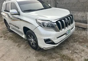 Toyota Land Cruiser Prado 2015 White