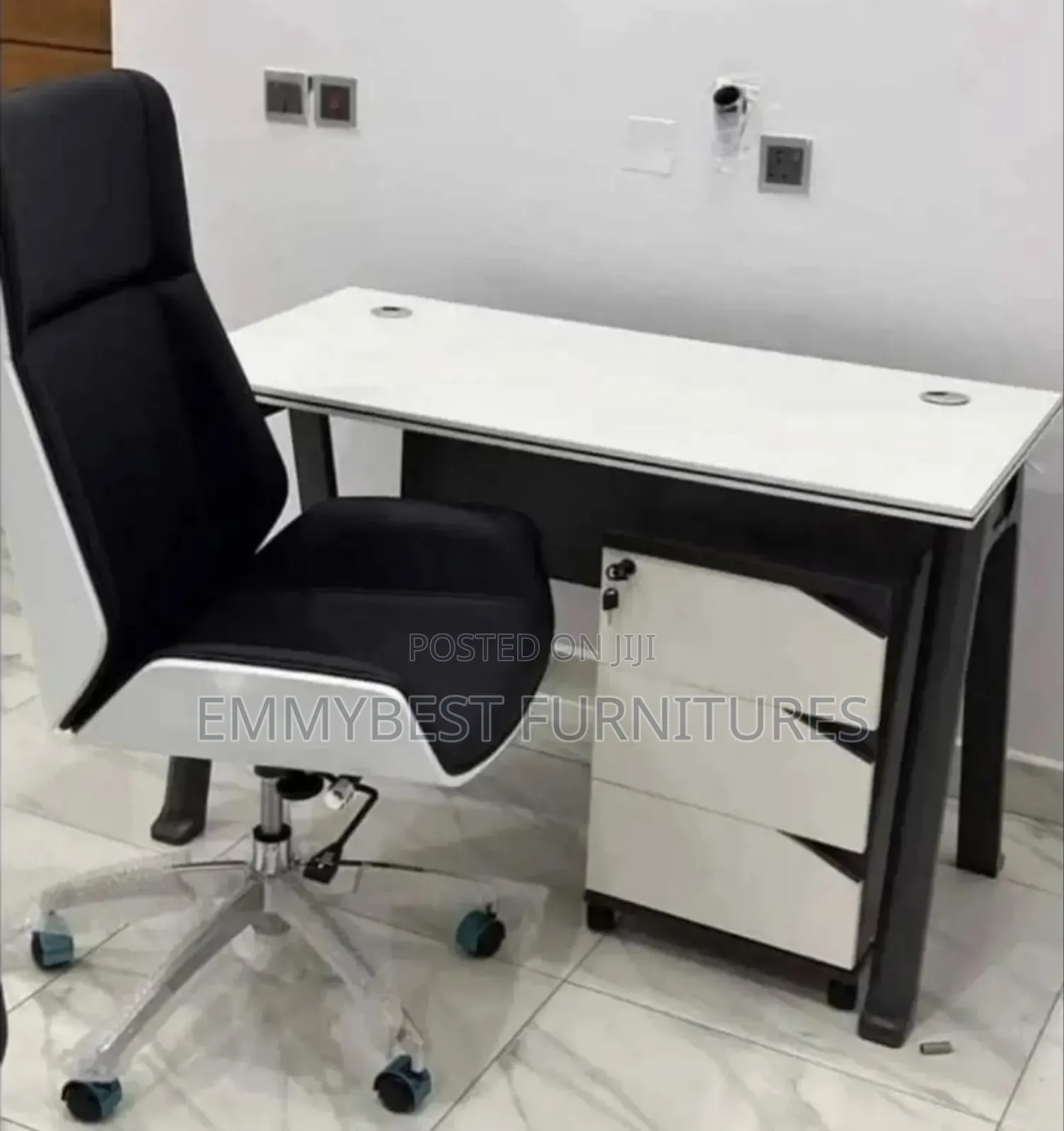 Classic Newly Designed Desk.