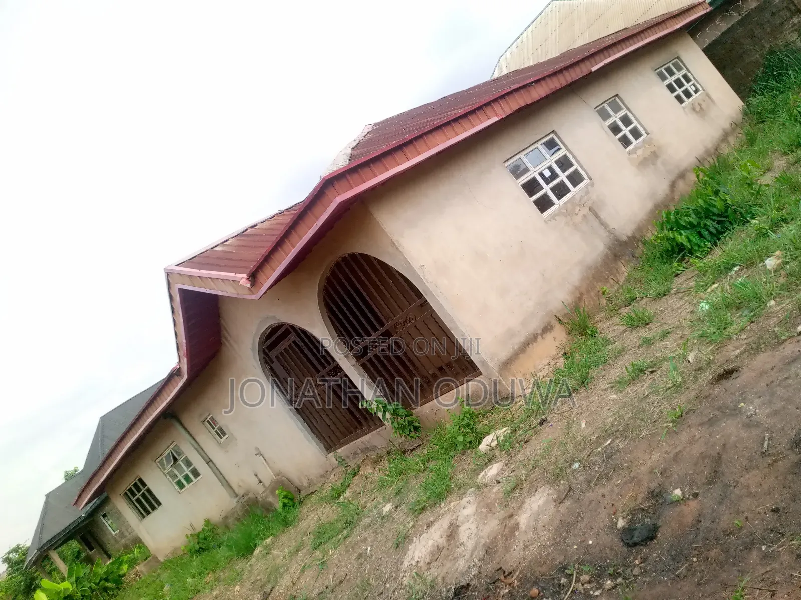 5bdrm Room & Parlour in Nath Joe Estate, Uhunmwonde for sale