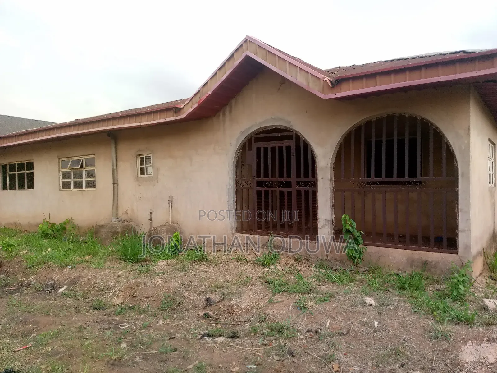 5bdrm Room & Parlour in Nath Joe Estate, Uhunmwonde for sale