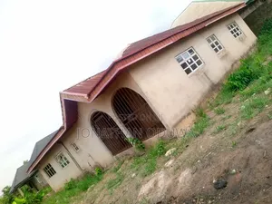 5bdrm Room & Parlour in Nath Joe Estate, Uhunmwonde for sale