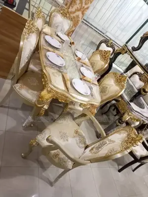 Royal 6 Seater Dinning Set.