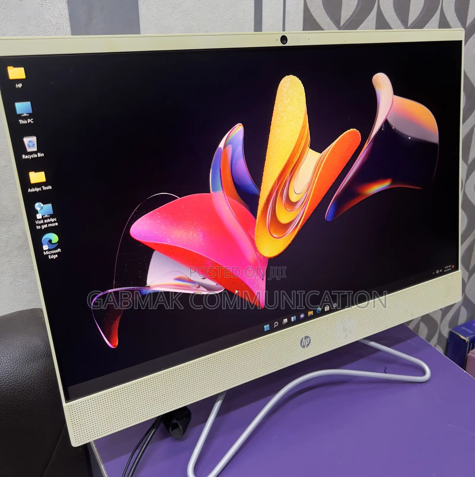Desktop Computer HP AiO 24 8GB Intel Core I3 HDD 1T