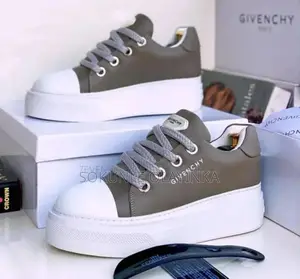 Photo - Quality Sneakers