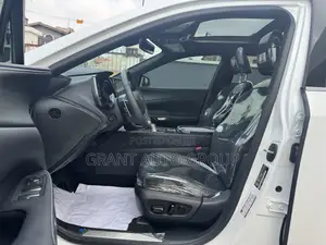 Lexus RX 2023 White