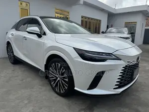 Lexus RX 2023 White