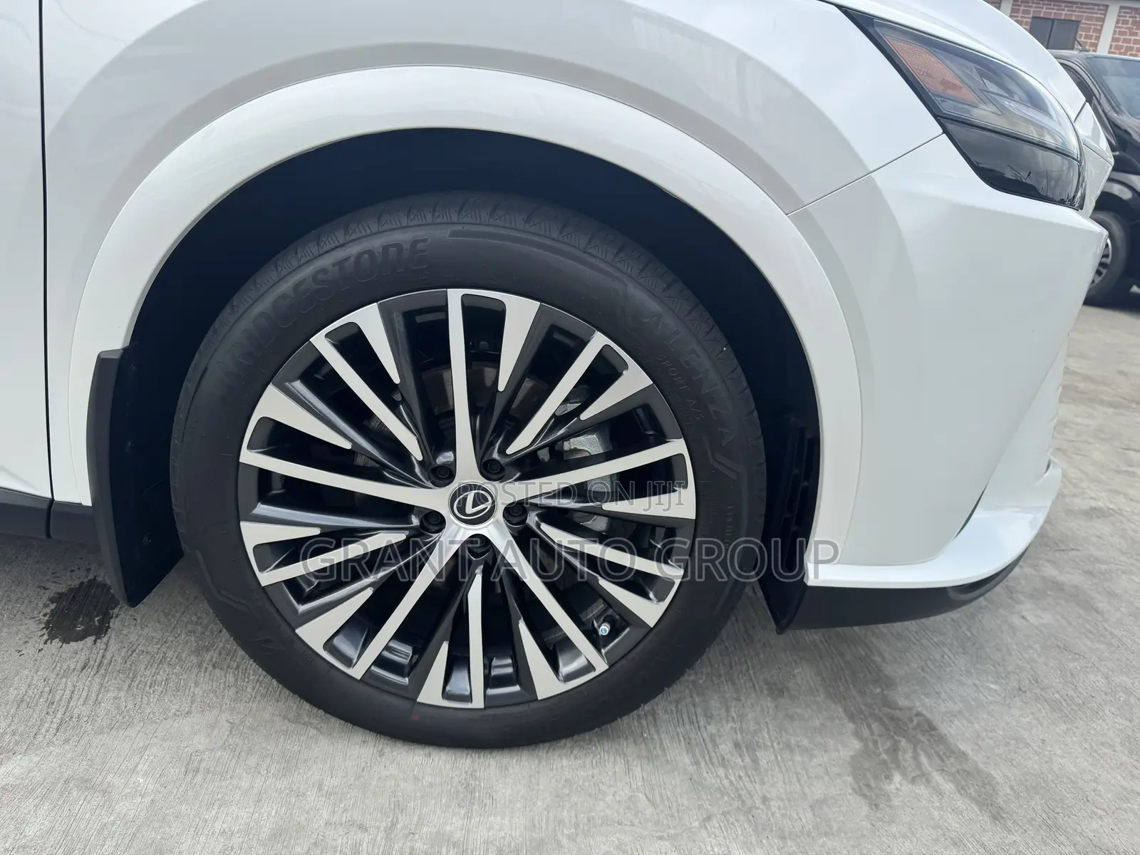 Lexus RX 2023 White
