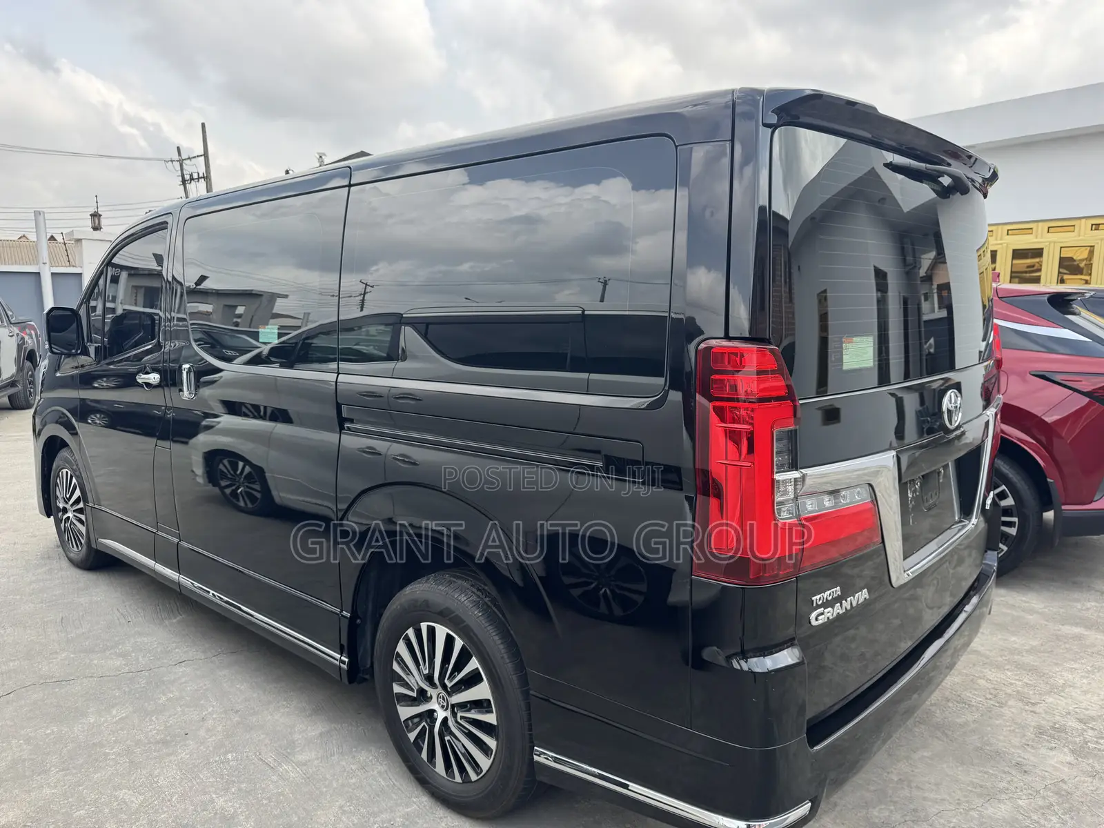 Toyota Granvia 2020 Black