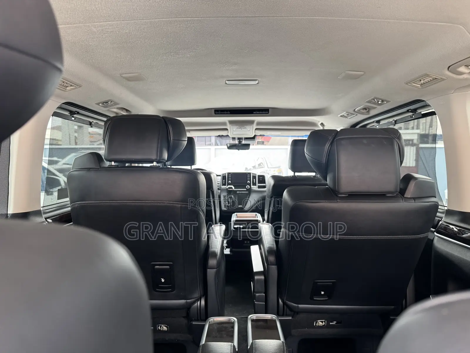 Toyota Granvia 2020 Black