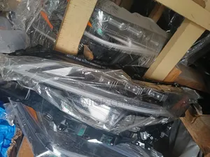 1 Set Head Lamp RX 350 2024 Available