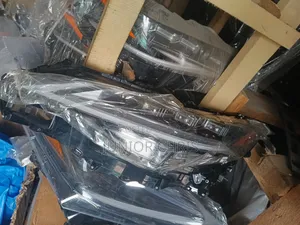 1 Set Head Lamp RX 350 2024 Available