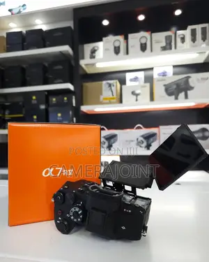 Sony A7RV Body