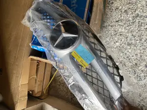 Front Grill Mercedes-Benz GLK 350