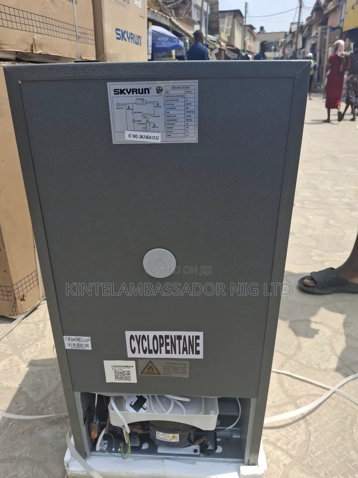 Skyrun Refrigerator-BCH-85-Hc