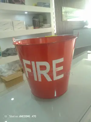 Photo - High Quality Fire Bucket For Fire Fighting Used At Home Stop