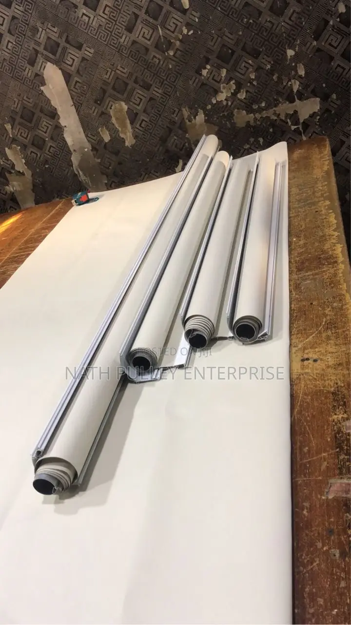 Off-White Automated Roller Blinds(In-to-In)