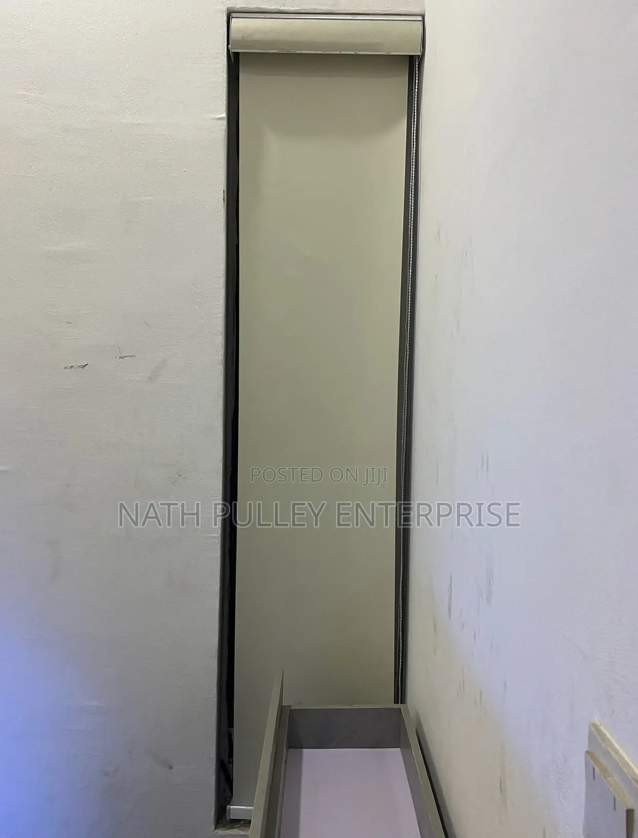 Off-White Automated Roller Blinds(In-to-In)