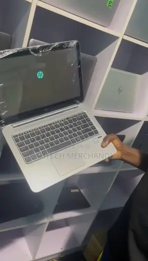 Laptop HP EliteBook Folio 1040 G3 8GB Intel Core I5 SSD 256GB