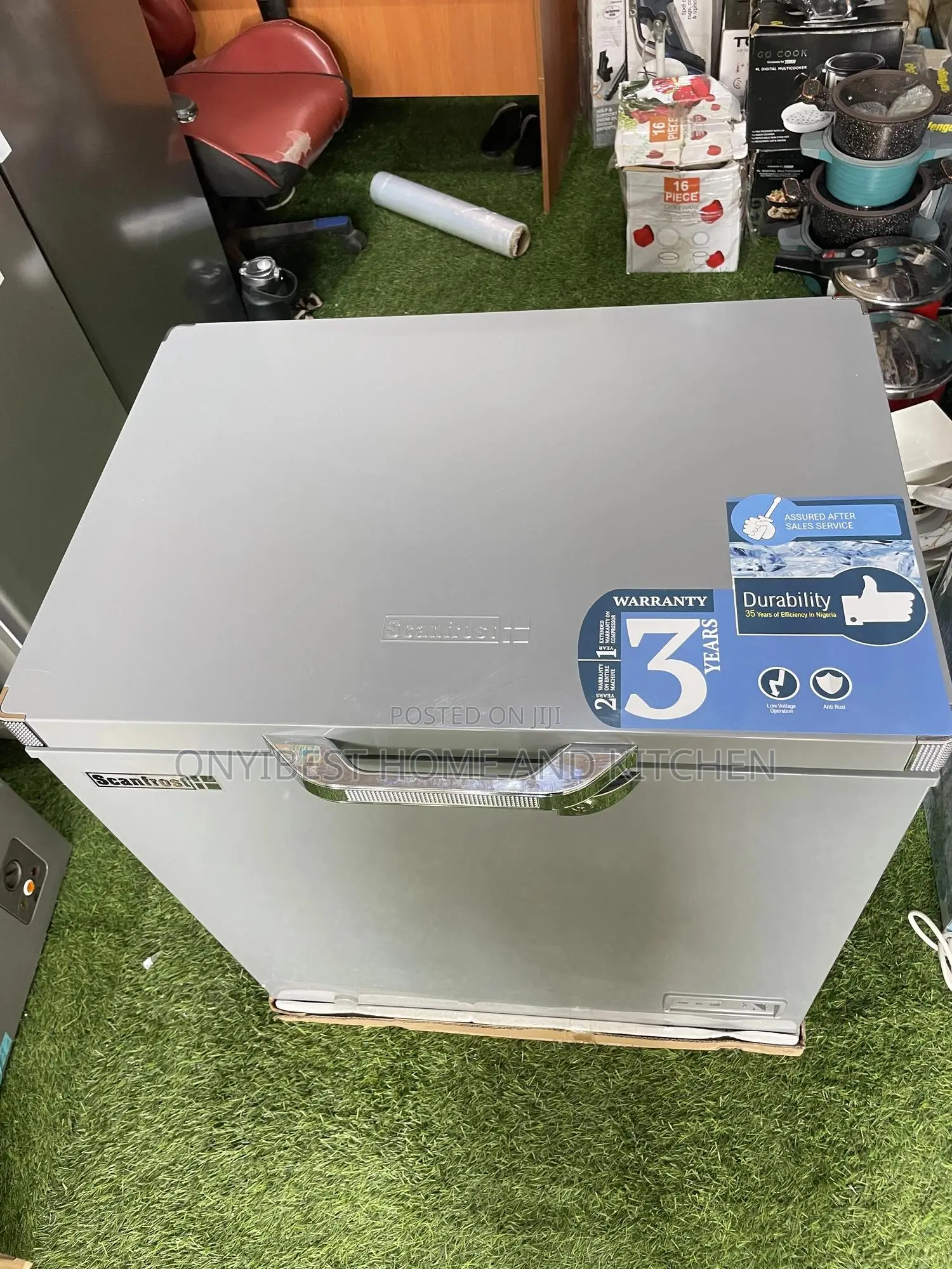 Scanfrost 140liters Chest Freezer