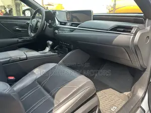 Lexus ES 350 Ultra Luxury 2021 White