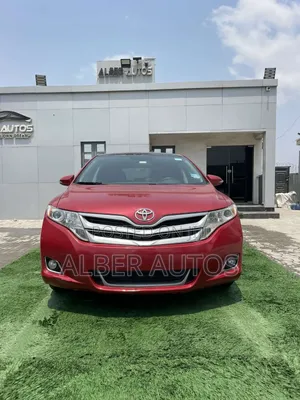 Toyota Venza XLE AWD V6 2013 Red