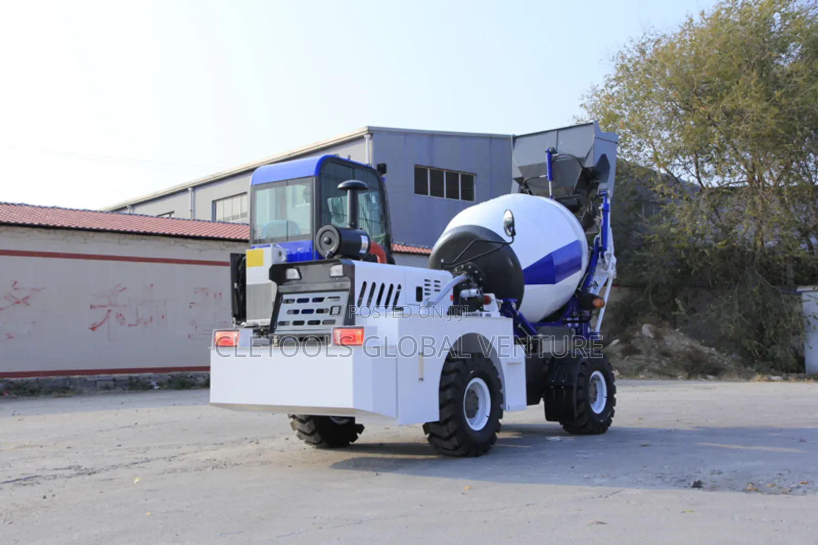 Self Loading Concrete Mixer Truck 3.5l