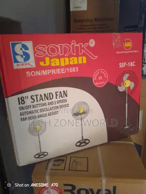 Photo - Efficient Cooling Power–Sonik Japan 18" Pedestal Fan SSF-18C