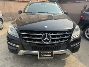 Mercedes-Benz M Class 2015 Black