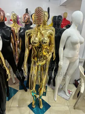 Size 10-12 Glittering Gold Mannequin With Basket Head