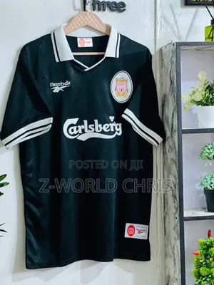 Photo - Liverpool Official Black Retro Jersey