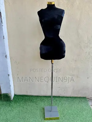 Black Fully Pinnable Dress Form