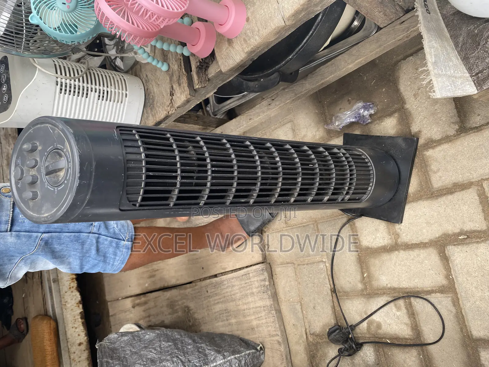 Oscillating Good Wind Tower Fan