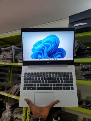 Laptop HP ProBook 445 G9 8GB AMD Ryzen 5 SSD 256GB